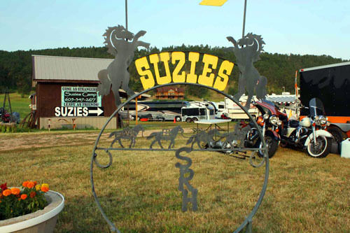 斯特吉斯 Suzies Camp酒店 外观 照片